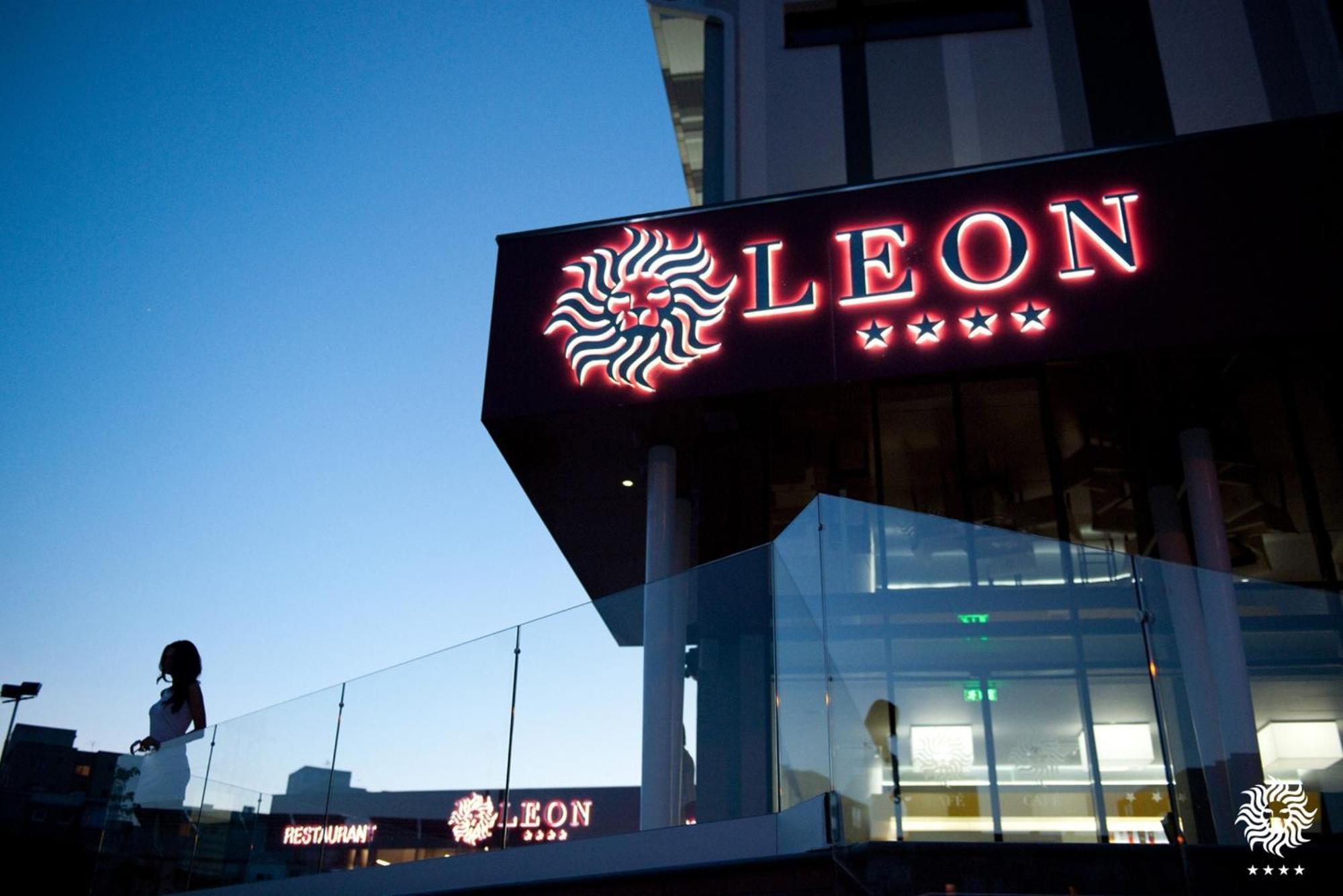 Hotel Leon & Spa Arad Eksteriør bilde