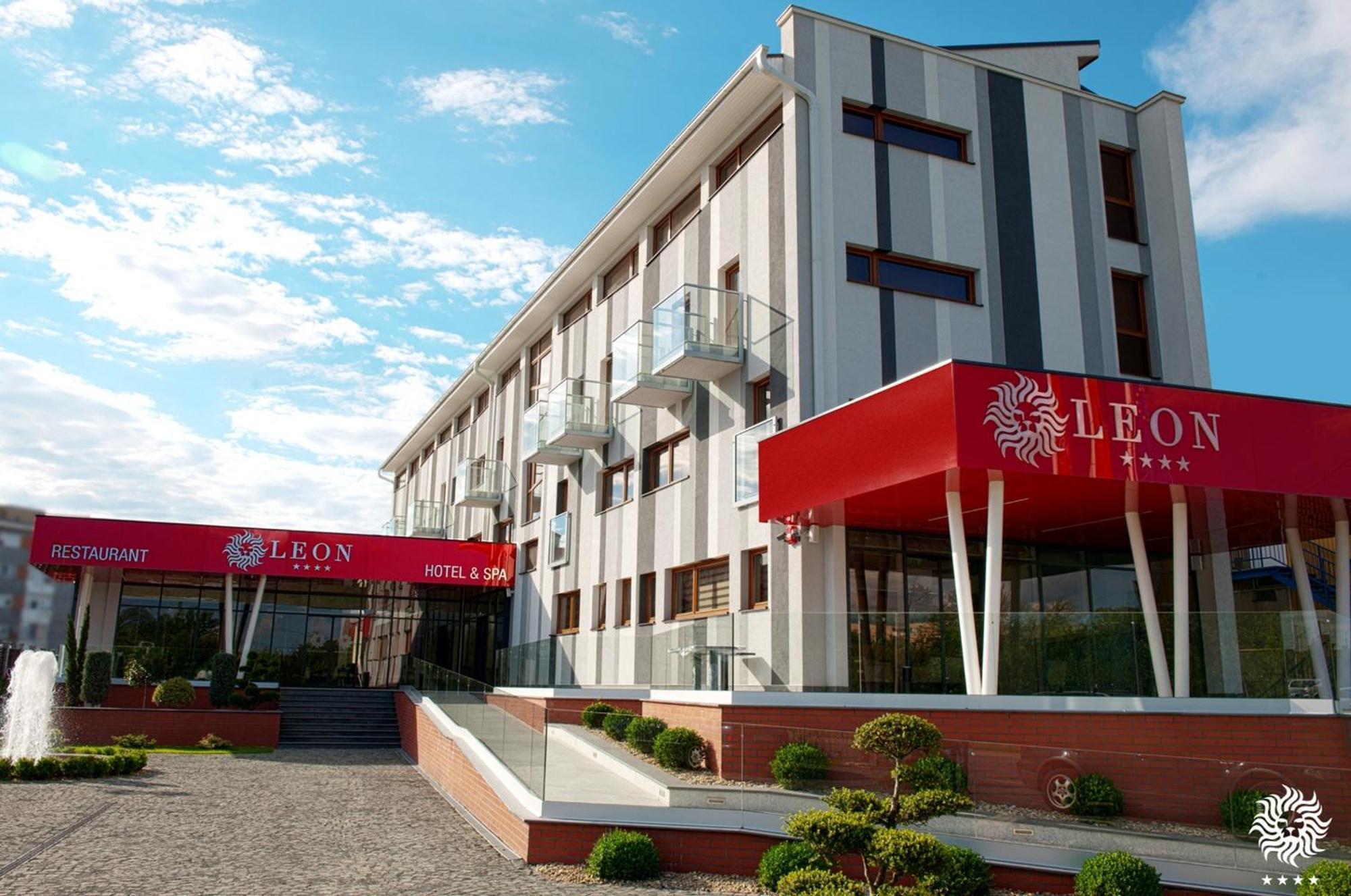 Hotel Leon & Spa Arad Eksteriør bilde