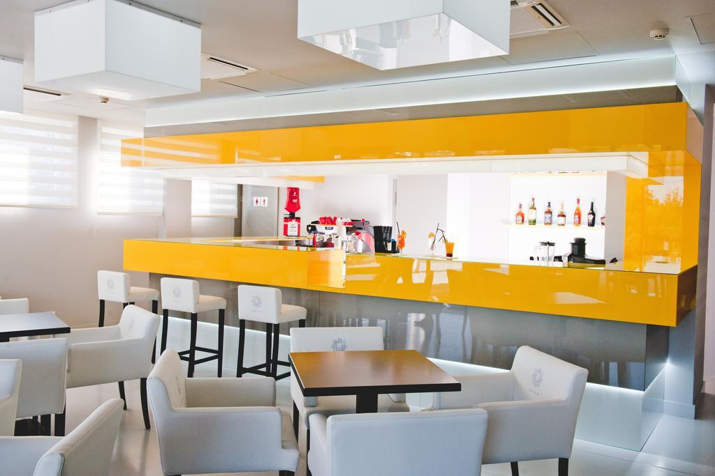Hotel Leon & Spa Arad Eksteriør bilde